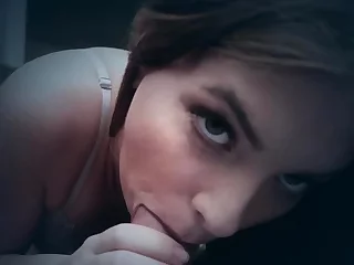 Teen gives pov oral